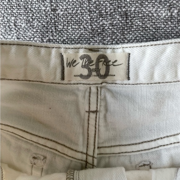 Free People Cut Off Denim Shorts - Picture 4 of 4